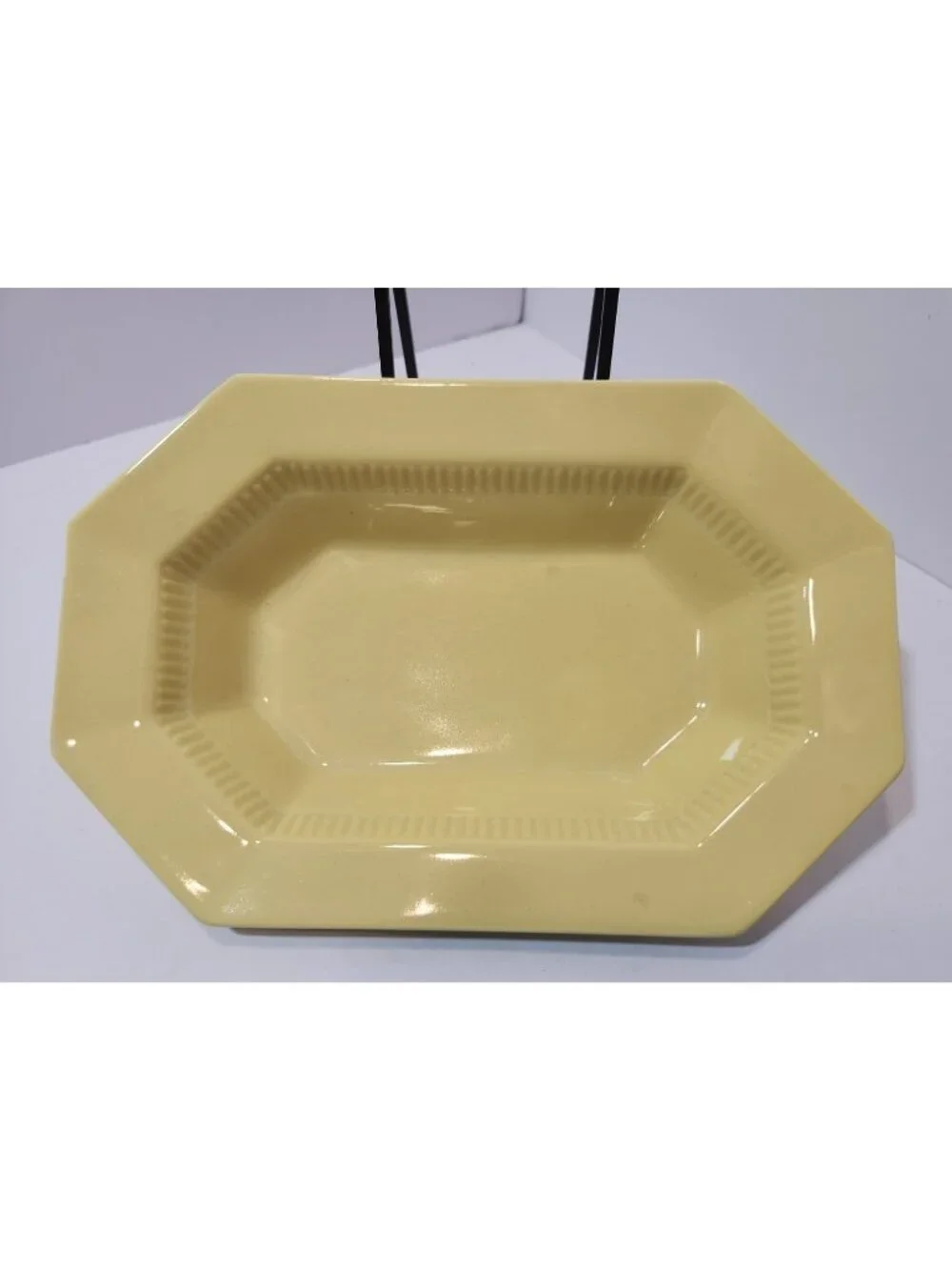Vtg Independence Ironstone Octagon Daffodil Yellow Serving Dish 9.5